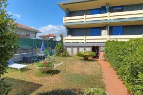 casa marina di carrara sul mare Marinella Di Sarzana